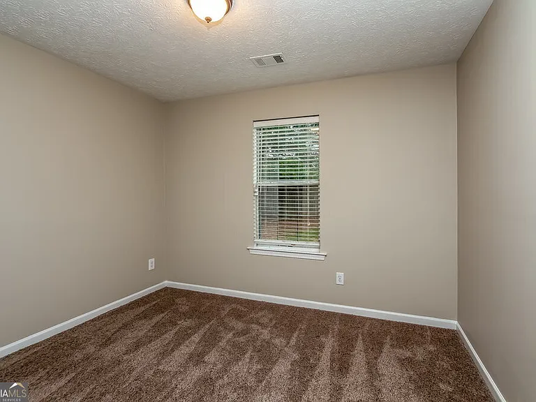 6020 Winston Trce — Photo 14