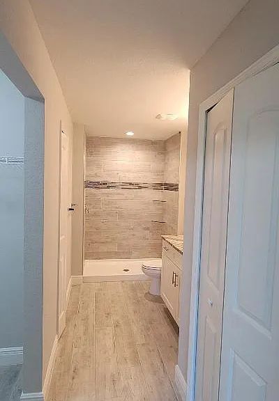 4522 NW 34th St — Photo 3