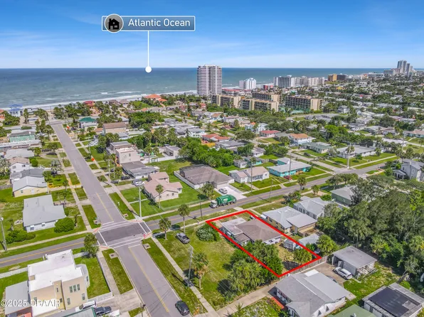 1517 N Grandview Ave, Daytona Beach, FL 32118