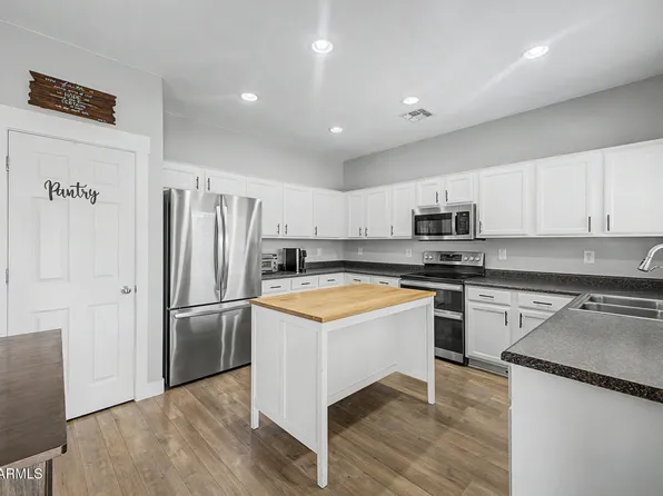 830 W TRELLIS Road, Queen Creek, AZ 85140