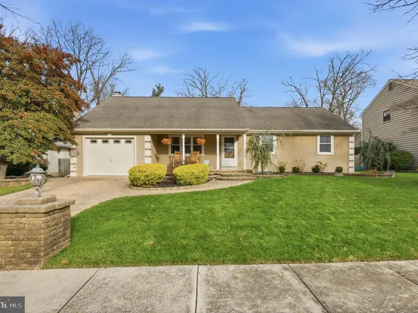 458 Egg Harbor Rd, Turnersville, NJ 08012