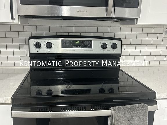2nd image of 6537 W Yawkey Way