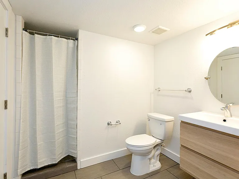 Master Full bath and closet