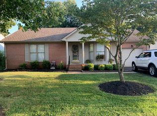 663 Winchester Dr, Hopkinsville, KY 42240
