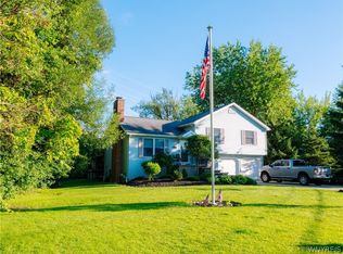 3211 Durham Rd, Hamburg, NY 14075