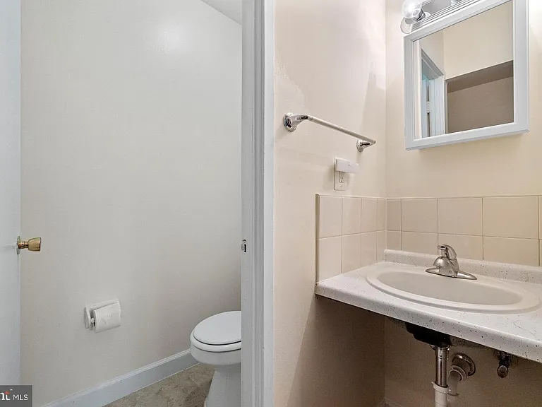 7984 Audubon Ave #203 — Photo 23