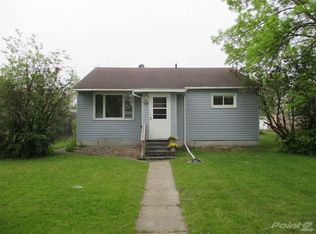 1111 10th St, International Falls, MN 56649