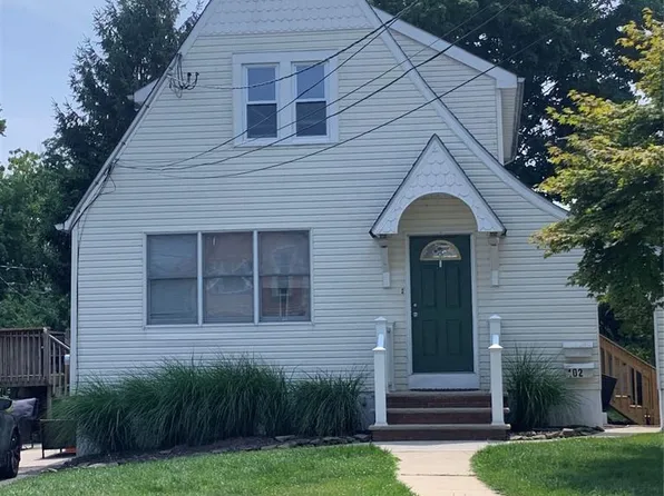102 Keasler Ave, Lodi, NJ 07644