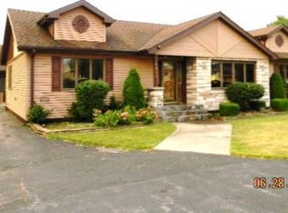 6211 W 91st St, Oak Lawn, IL 60453