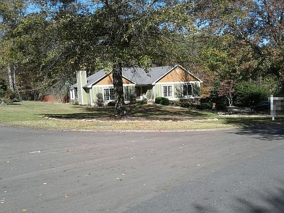 3rd image of 1109 Jennings Dr