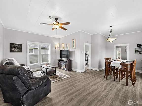 4th image of 931 N Tower Avenue