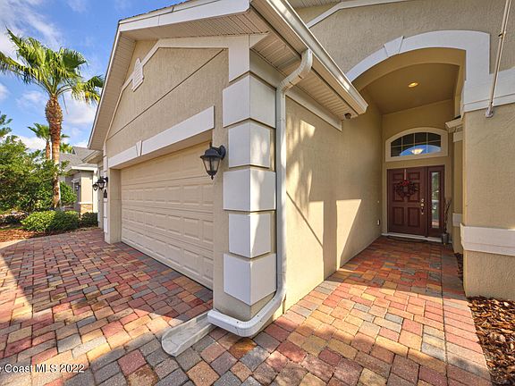 4th image of 3888 Hollisten Cir