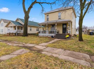 613 Ash St, Wamego, KS 66547