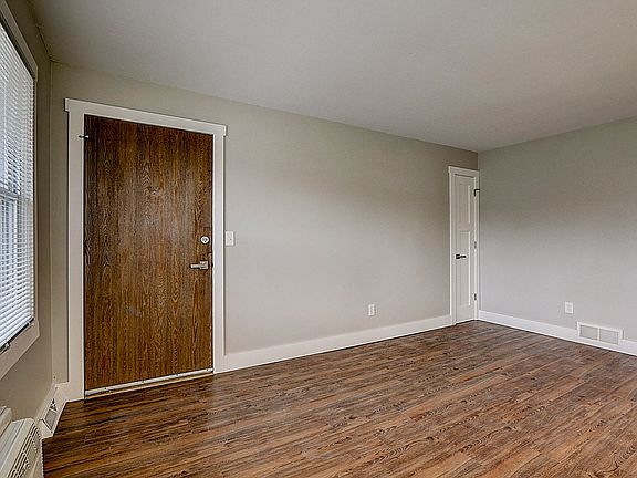 3rd image of 1620-1624 S 90th St #1620-2