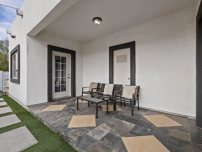 1101 E Ruth Ave — Photo 26
