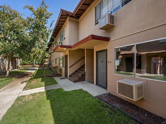 2nd image of 9733 Winter Gardens Blvd Unit 40