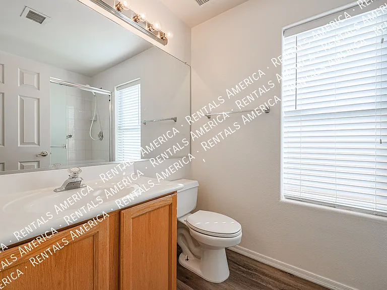 5351 W Saragosa St — Photo 22