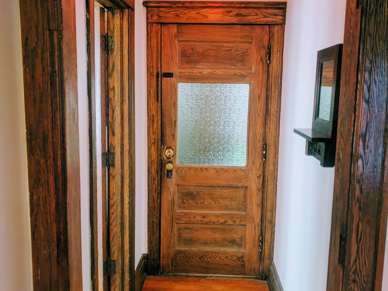2 bed, 900 sqft, $1,600 — Photo 4