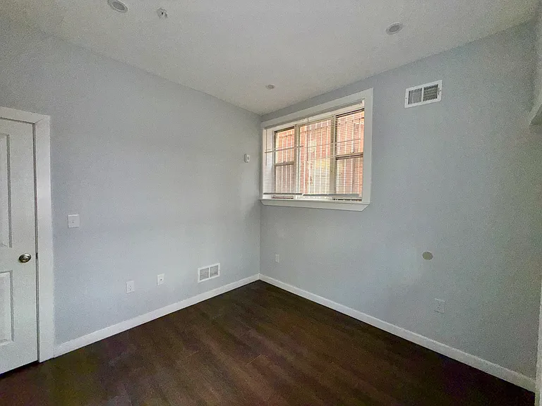 2113 S 15th St #1 — Photo 19