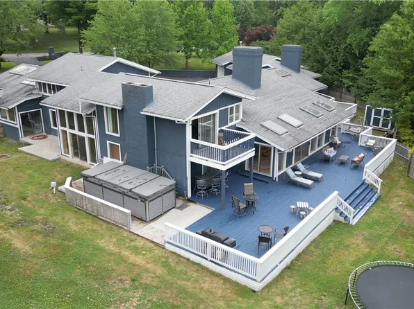 3857 Fairway Dr, Canfield, OH 44406