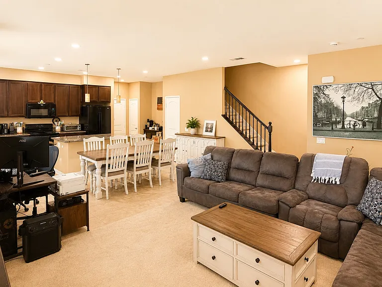 1665 Toledo Way #3 — Photo 5
