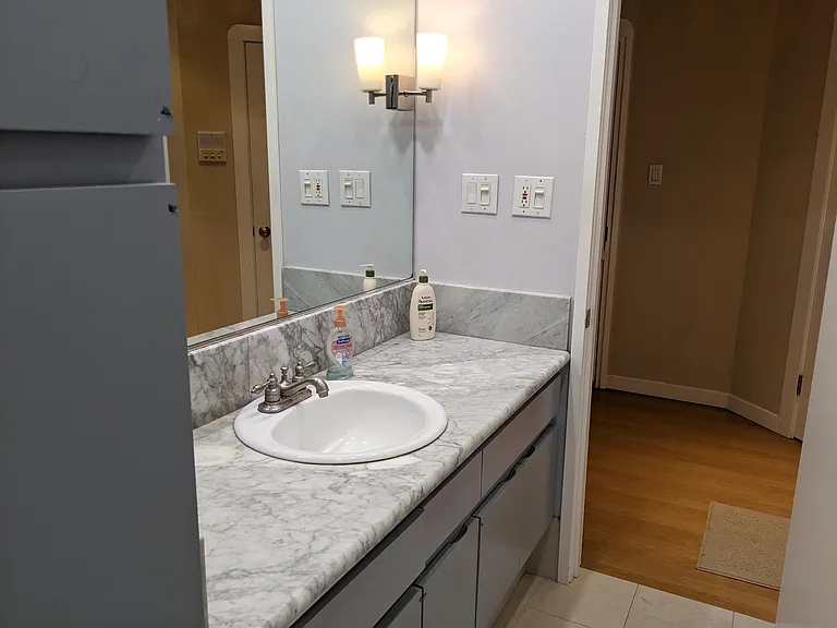 1818 Broadway St #204 — Photo 13