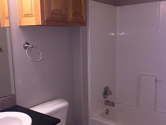 5th image of 1158 Hickory Ln