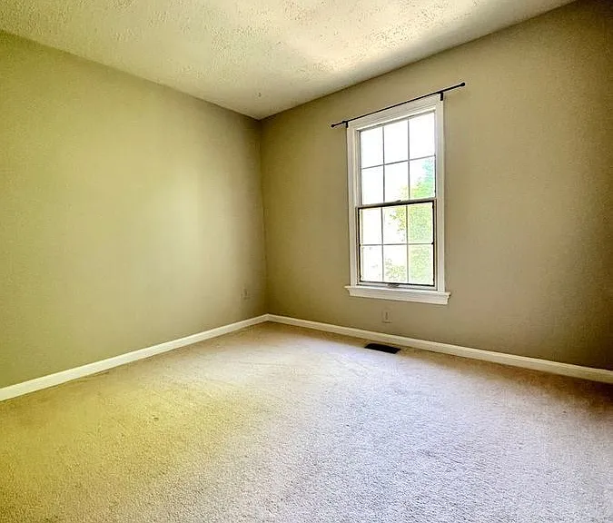 3931 Pepperidge Ct — Photo 26