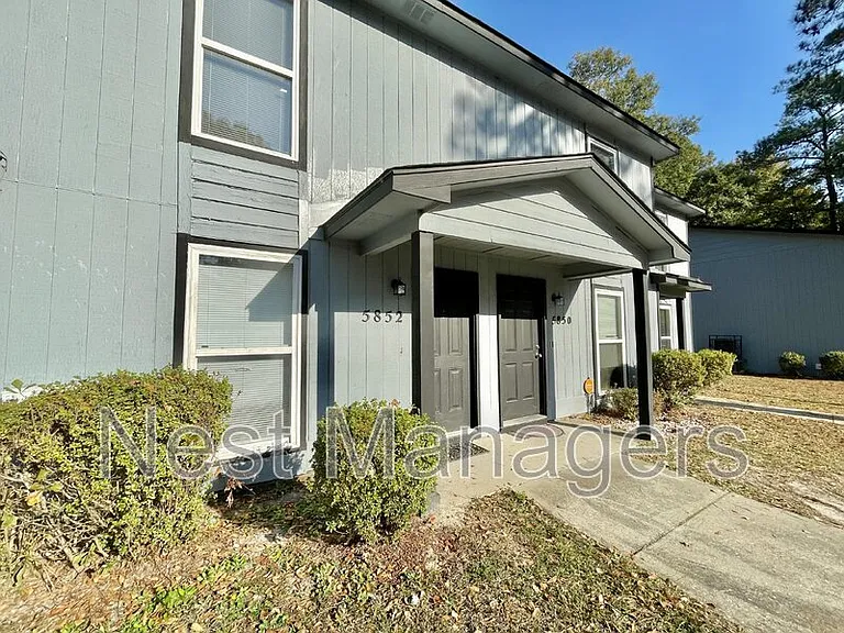 5852 Aftonshire Dr — Photo 1