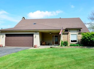 201 N 3rd St, Elburn, IL 60119