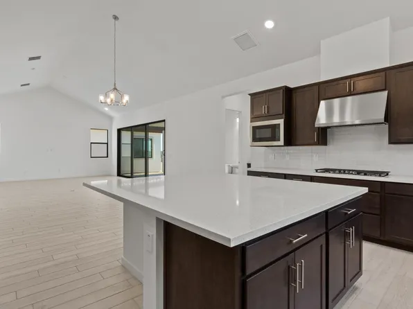 6211 N Sunrise Lane, Buckeye, AZ 85396