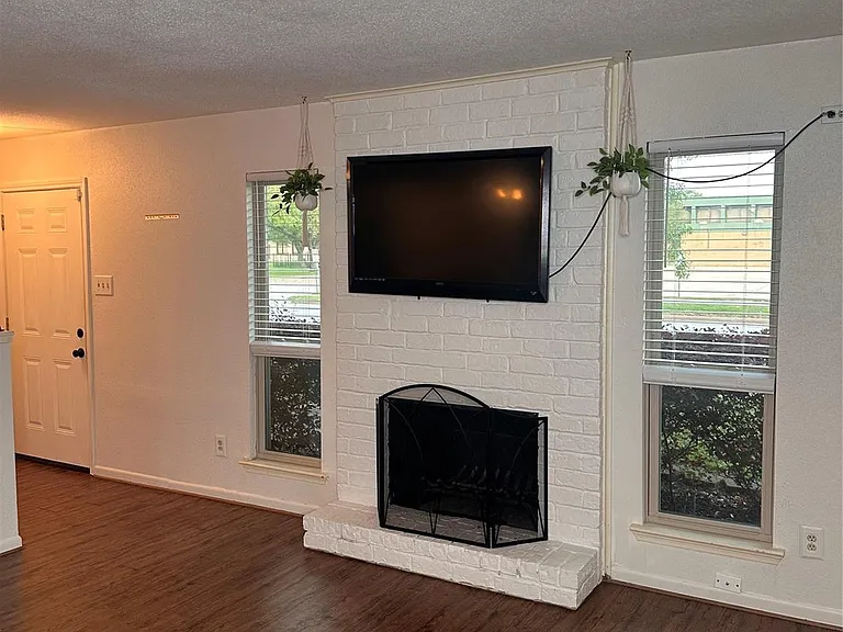 1413 Bonanza Rd #413 — Photo 9