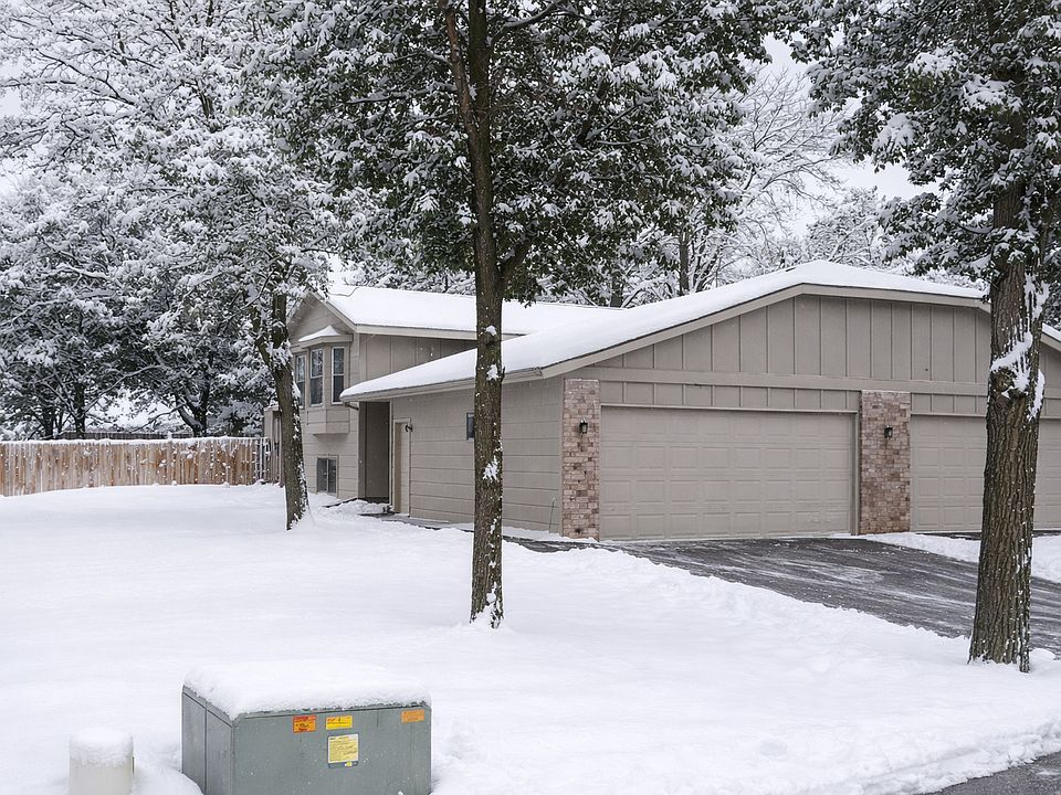 1st image of 10563 Martin St NW