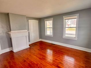30 Central St, Farmington, NH 03835