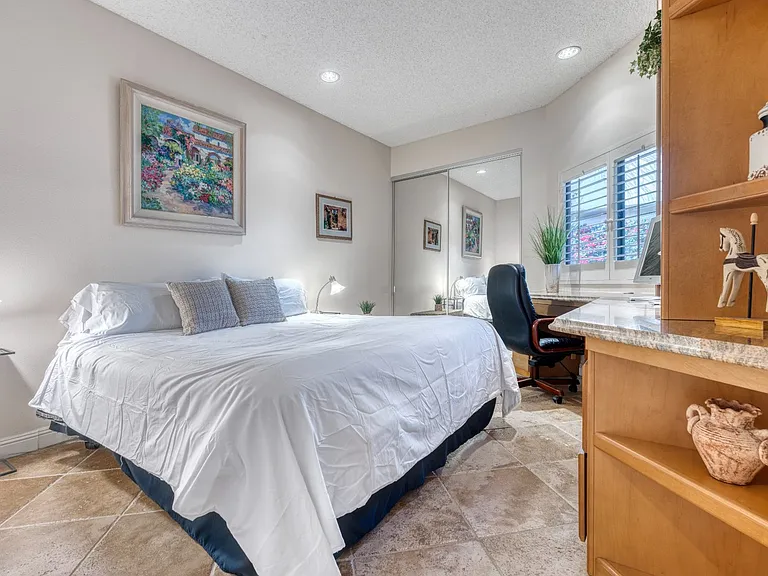 54564 Oaktree #A107 — Photo 11