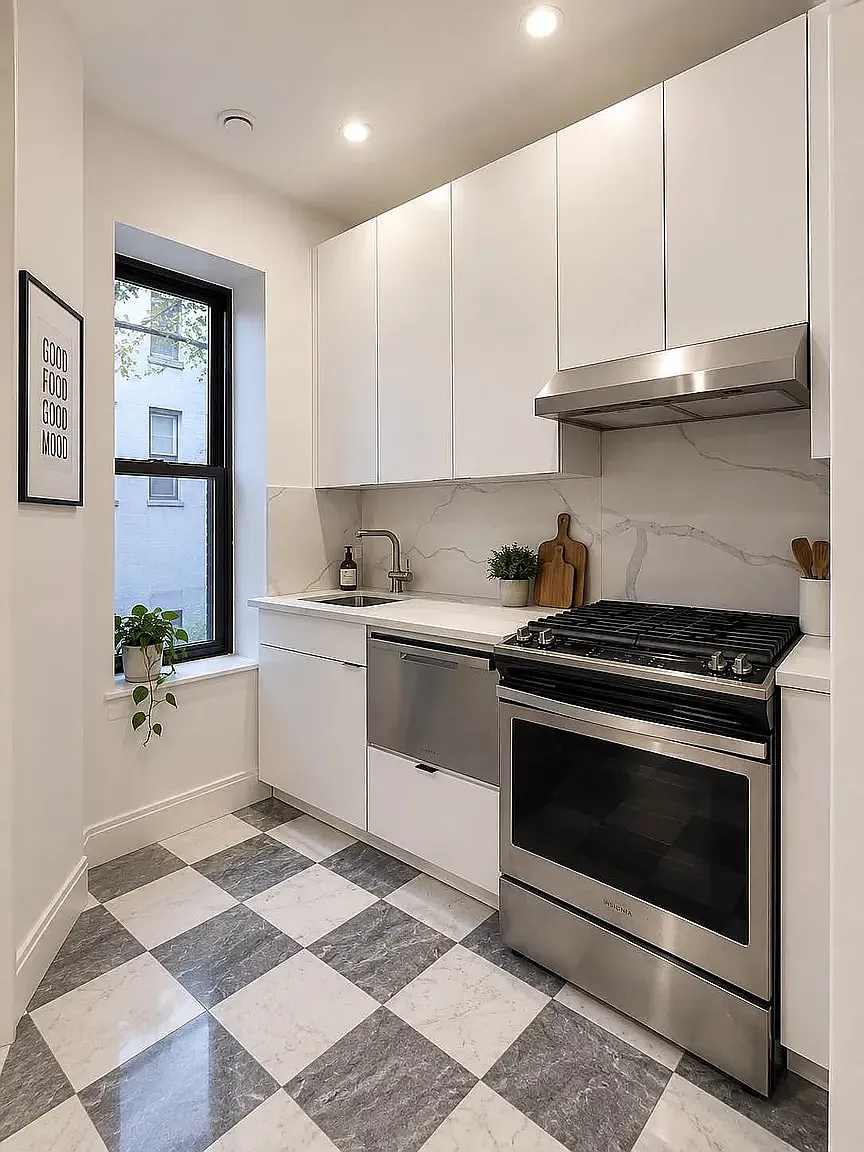 251 Pacific Street — Photo 2