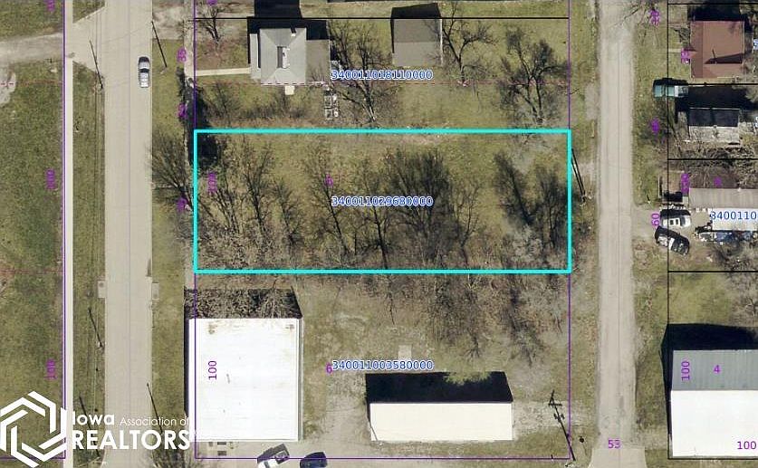 1st image of 611 N Main St