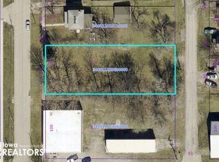 611 N Main St, Centerville, IA 52544