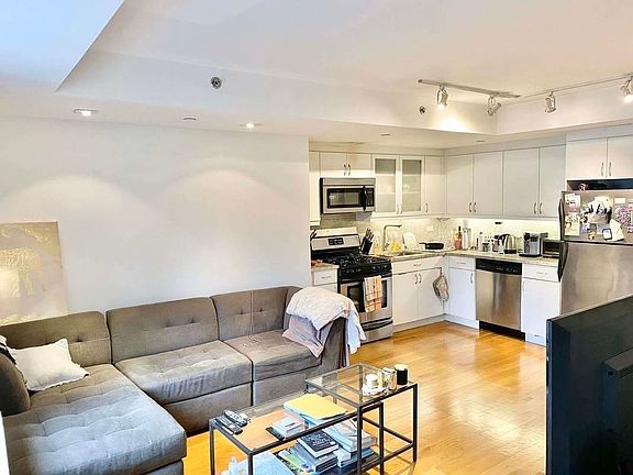 2nd image of 1677 Lexington Ave APT 5A