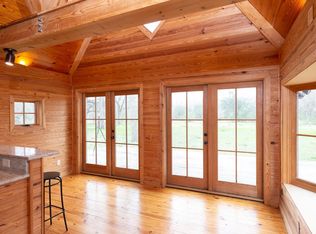 9035 Brazos River Rd, Damon, TX 77430