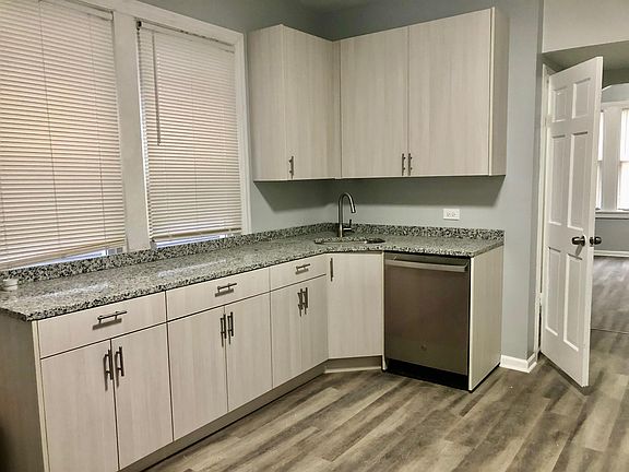 3rd image of 4521 S Honore St #1F