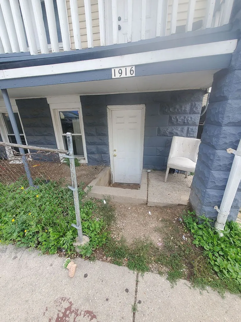 1916 S. 5th Pl. - Front Tri-Plex (Ace Property) — Photo 1