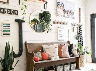 2031 Round Top Rd, Wellsboro, PA 16901