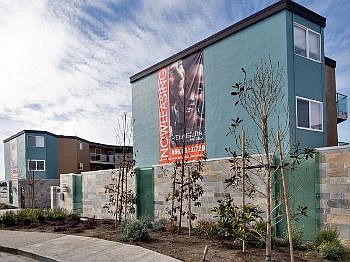 2nd image of 380 Esplanade Ave