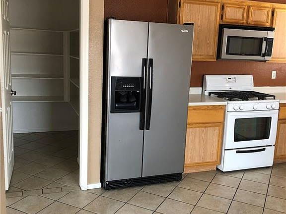 5th image of 868 Adobe Flat Dr