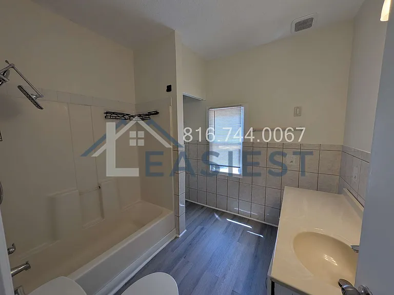 623 Northrup Ave — Photo 11