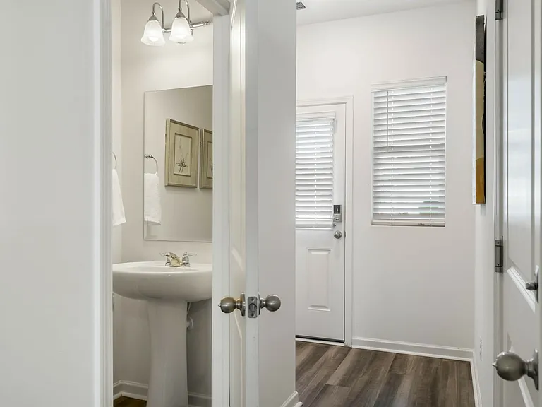 Covey Homes Clements_Interiors-5