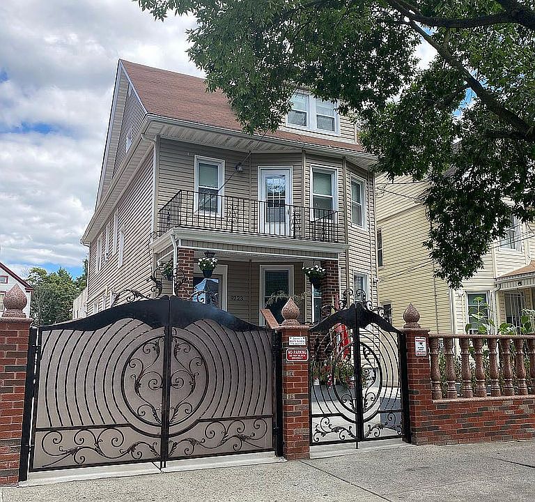 1st image of 9223 173rd St