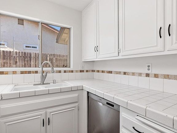4th image of 3932 Bedford Ave
