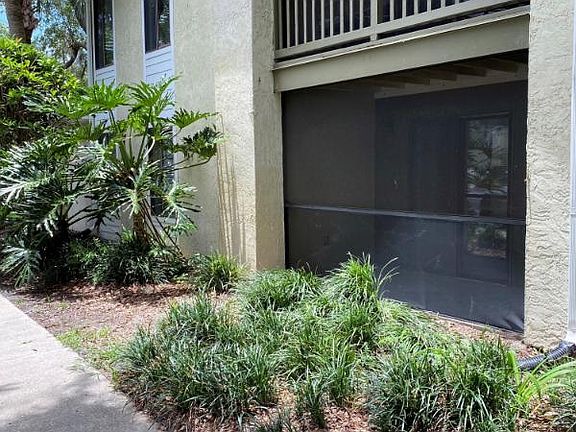 5th image of 3510 Sable Palm Ln Unit C